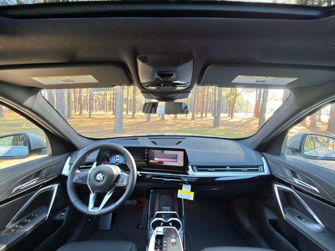 New 2026 BMW X1 xDrive28i w/ Technology Package image 2