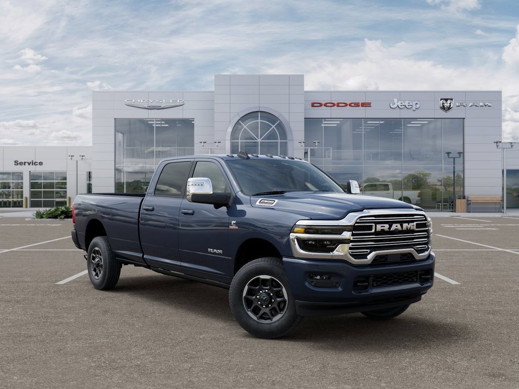 New 2026 RAM 2500 Laramie AWD/4WD image 5