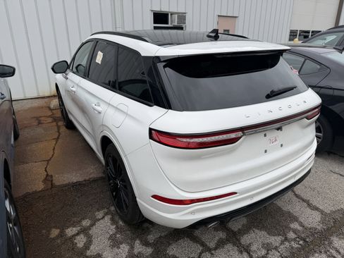 Used 2025 Lincoln Corsair Grand Touring w/ Equipment Group 301A image 8