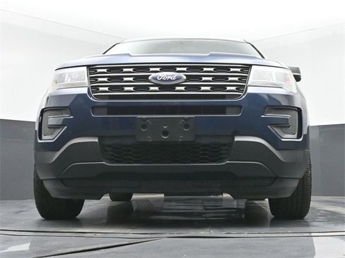 Used 2017 Ford Explorer Base image 43