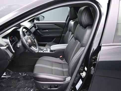 Used 2025 MAZDA CX-50 AWD 2.5 S w/ Premium Package image 19