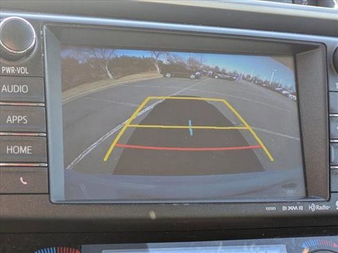 Used 2016 Toyota RAV4 Limited image 14