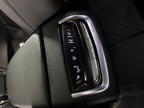 Used 2022 Cadillac XT6 Sport image 76