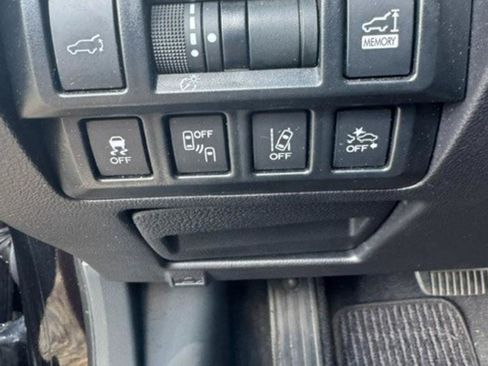 Used 2018 Subaru Outback 2.5i Limited AWD/4WD image 8