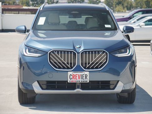 Used 2025 BMW X3 xDrive30i w/ Premium Package image 2