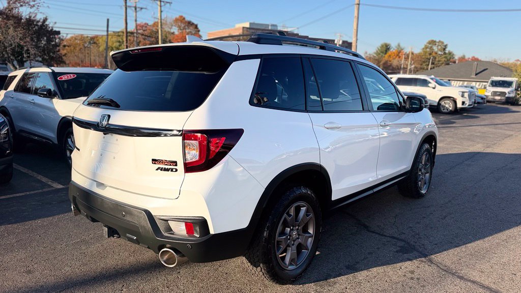 Used 2024 Honda Passport TrailSport image 8