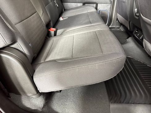 Used 2024 Chevrolet Silverado 1500 LT image 30