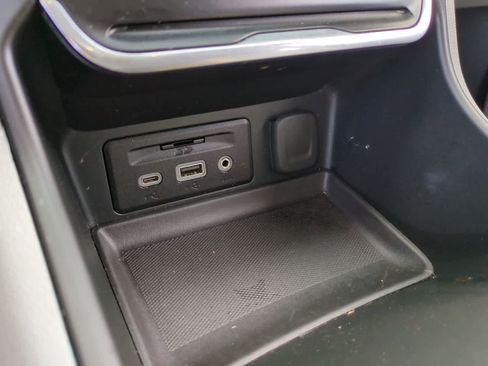 Used 2021 GMC Terrain SLT image 31