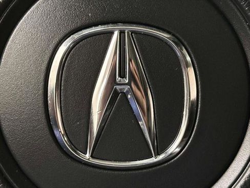 Used 2022 Acura MDX SH-AWD image 25