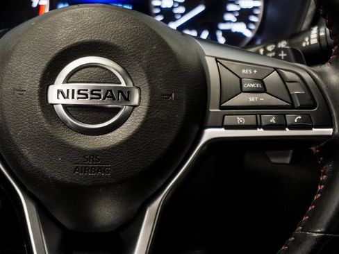 Used 2022 Nissan Altima 2.5 SR FWD image 15