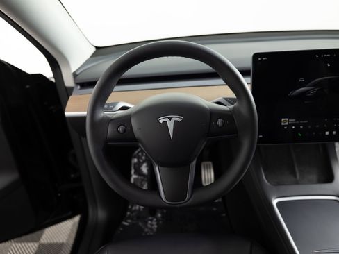 Used 2023 Tesla Model Y Performance AWD/4WD image 31