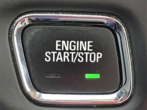 Used 2023 GMC Acadia Denali image 22