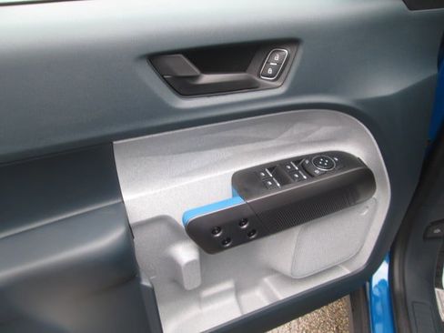 New 2025 Ford Maverick XLT w/ XLT Luxury Package image 10