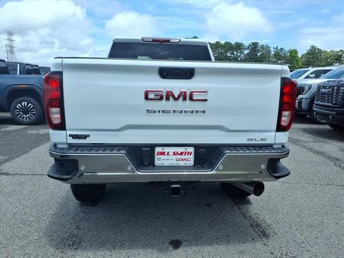 New 2026 GMC Sierra 2500 SLE w/ SLE Value Package; AWD/4WD image 6
