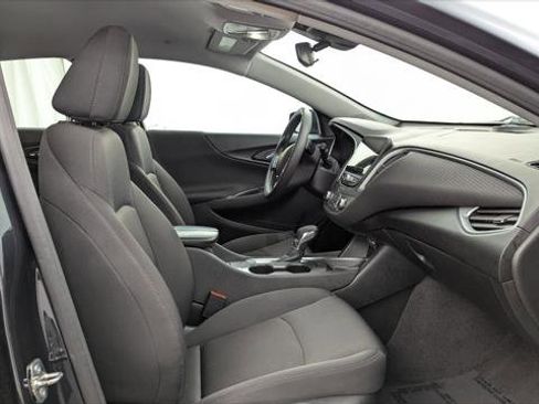 Used 2023 Chevrolet Malibu LT FWD image 21