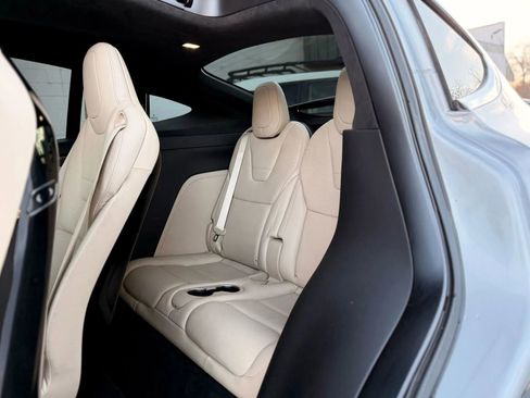 Used 2016 Tesla Model X Performance image 21