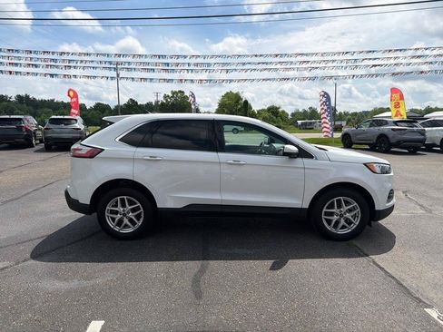 Used 2024 Ford Edge SEL w/ Convenience Package AWD/4WD image 6