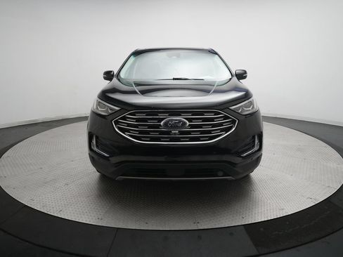 Used 2020 Ford Edge Titanium w/ Equipment Group 301A AWD/4WD image 11