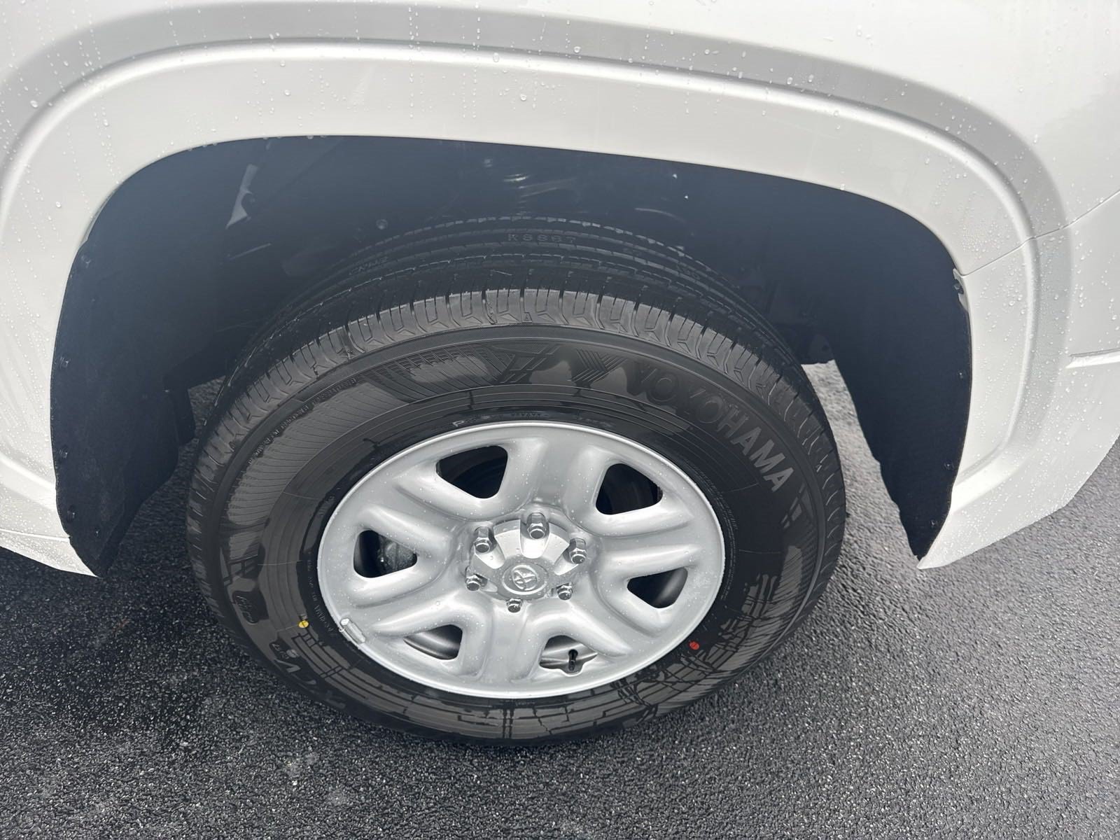 New 2025 Toyota Tundra SR w/ SR Tow Package RWD image 10