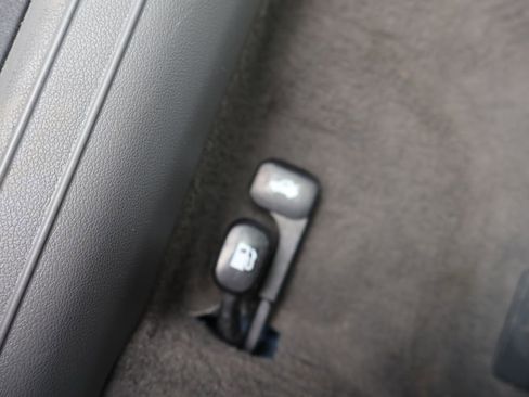 Used 2023 Hyundai Elantra SEL w/ Preferred Accessory Package FWD image 27