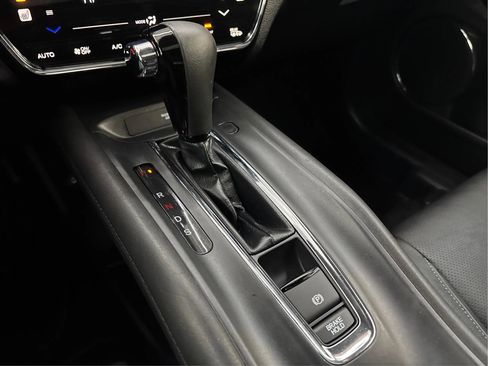 Used 2019 Honda HR-V EX-L image 45