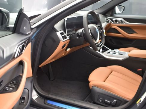 Used 2025 BMW i4 eDrive40 w/ Premium Package RWD image 11