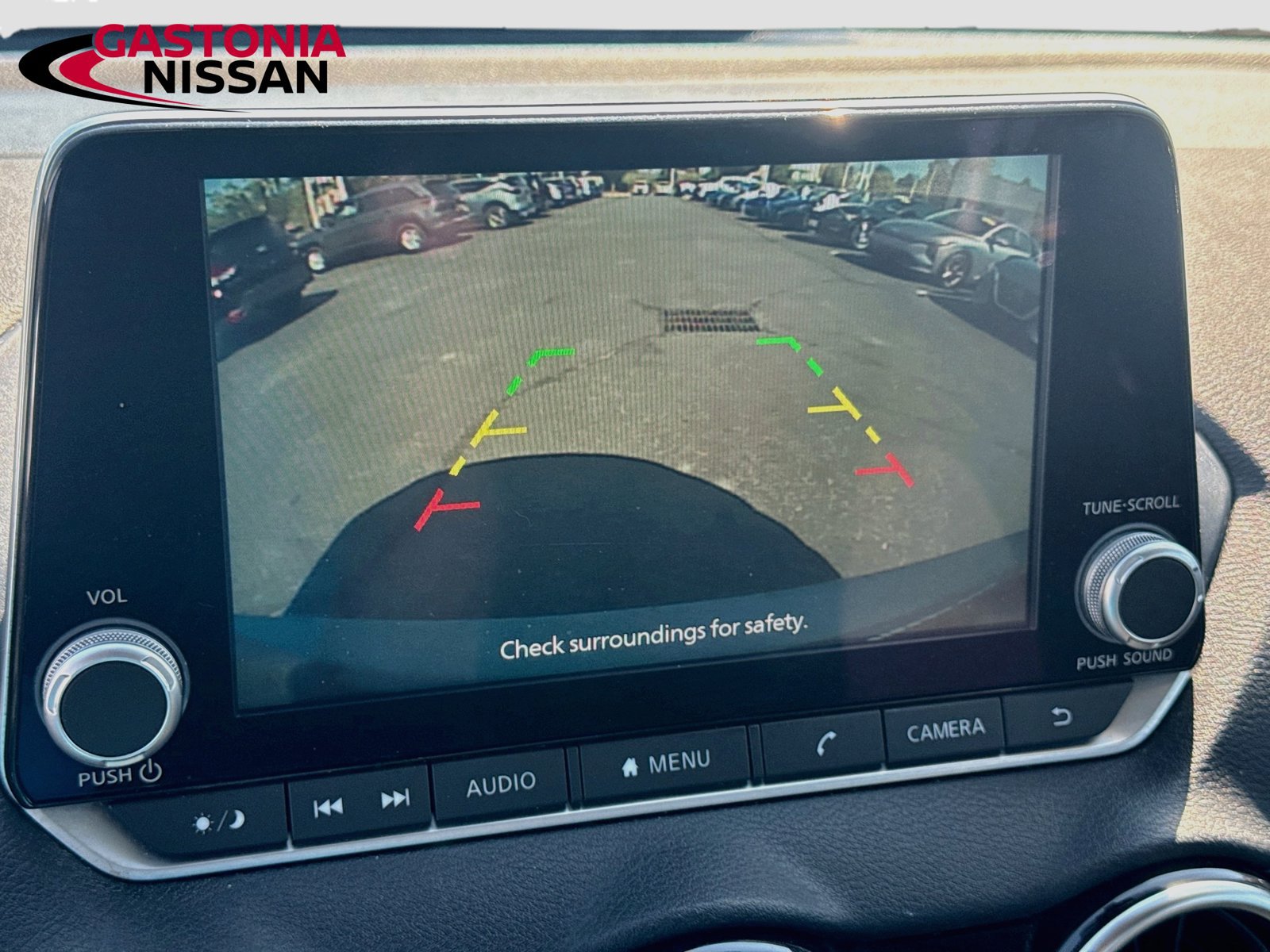 Used 2024 Nissan Sentra SV FWD image 17