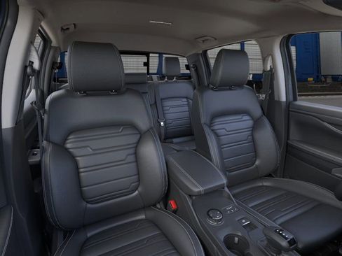 New 2025 Ford Ranger Lariat w/ FX4 Off-Road Package image 12