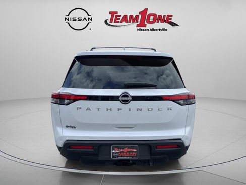 New 2025 Nissan Pathfinder SV image 7
