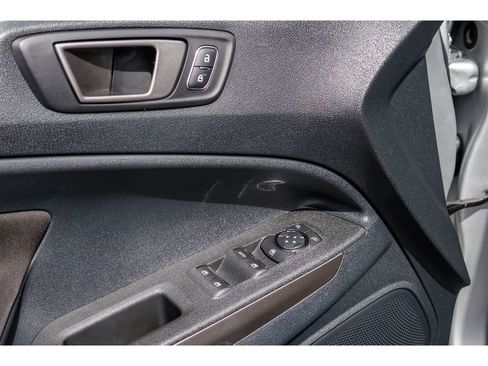 Used 2020 Ford EcoSport SE w/ SE Convenience Package image 19