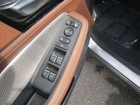 Certified 2023 Acura MDX SH-AWD w/ Technology Package image 14