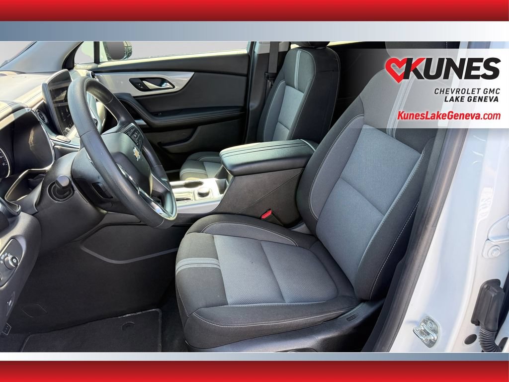 Used 2025 Chevrolet Blazer LT AWD/4WD image 20