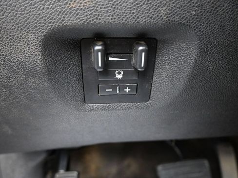 Used 2013 Chevrolet Silverado 2500 LT w/ Convenience Package AWD/4WD image 11