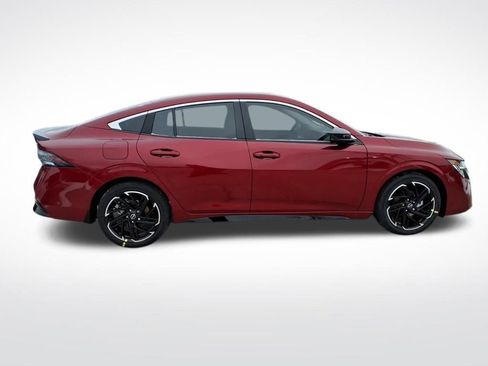 New 2026 Nissan Sentra SR image 8