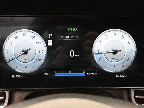Used 2024 Hyundai Elantra SEL FWD image 21