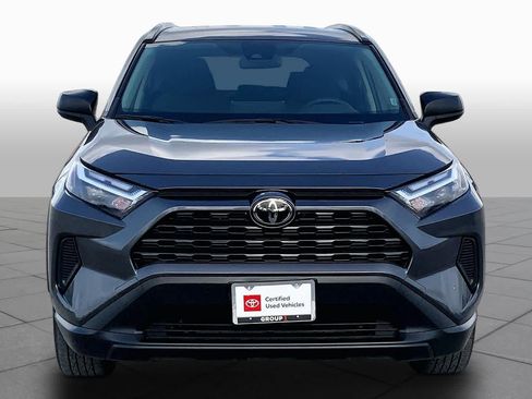 Used 2025 Toyota RAV4 LE AWD/4WD image 4