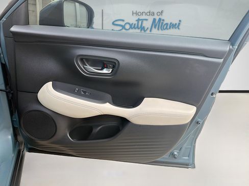 Used 2024 Honda HR-V LX image 33