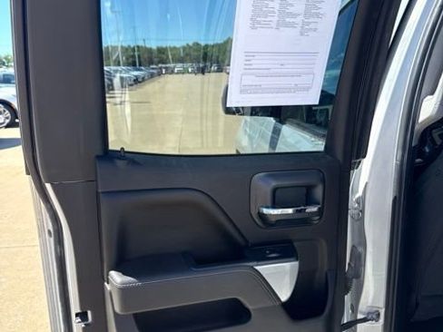 Used 2017 Chevrolet Silverado 1500 LT w/ All Star Edition AWD/4WD image 19