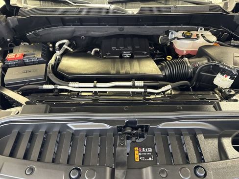 Certified 2023 Chevrolet Silverado 1500 Custom AWD/4WD image 26