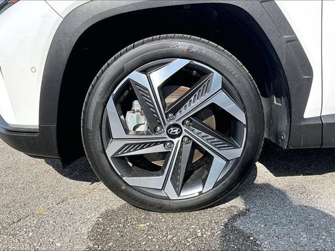 Used 2022 Hyundai Tucson Limited FWD image 11
