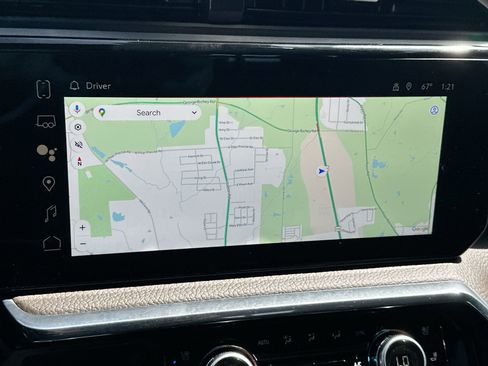 Used 2024 GMC Sierra 3500 Denali w/ Technology Package image 18