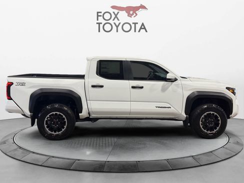 New 2025 Toyota Tacoma TRD Off-Road image 6