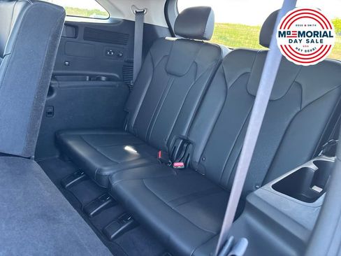 Certified 2023 Kia Sorento S w/ Panoramic Sunroof Package AWD/4WD image 16
