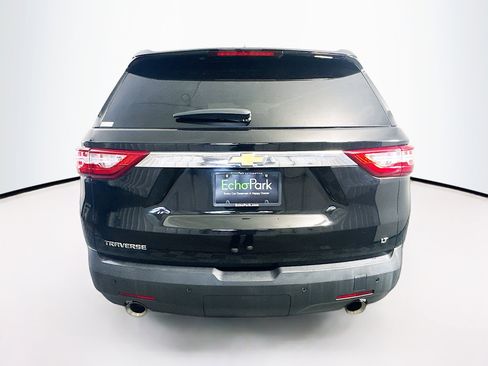 Used 2018 Chevrolet Traverse LT FWD image 7