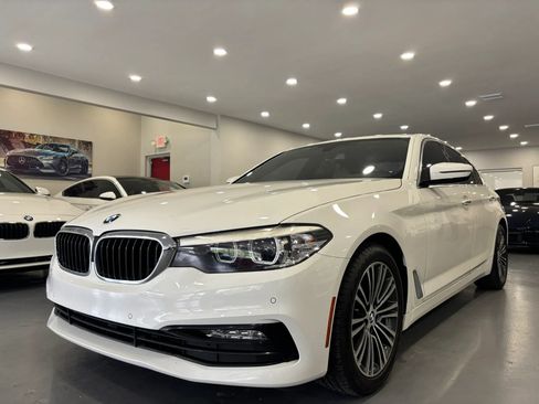 Used 2018 BMW 530i RWD image 3