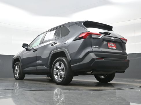 Used 2025 Toyota RAV4 XLE AWD/4WD image 30