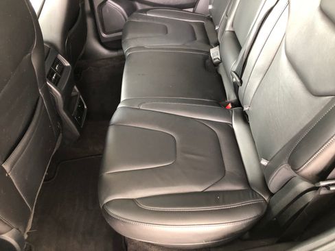 Used 2020 Ford Edge Titanium w/ Class II Trailer Tow Package image 14