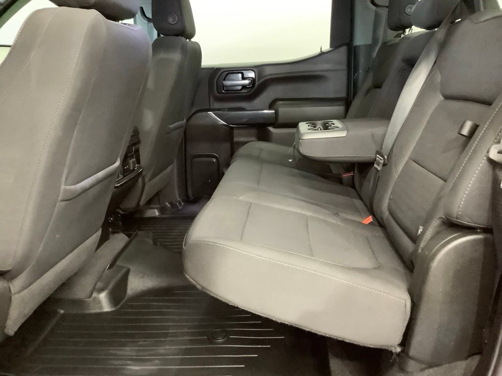 Used 2021 Chevrolet Silverado 1500 RST w/ Bed Protection Package AWD/4WD image 6