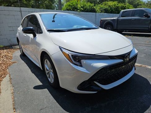 Used 2026 Toyota Corolla SE FWD image 5