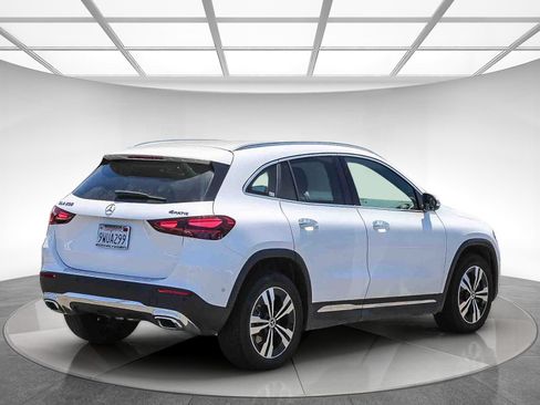 Used 2026 Mercedes-Benz GLA 250 4MATIC image 3